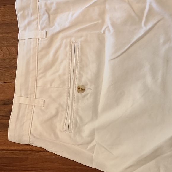 Nautica white men's shorts - Picture 6 of 16